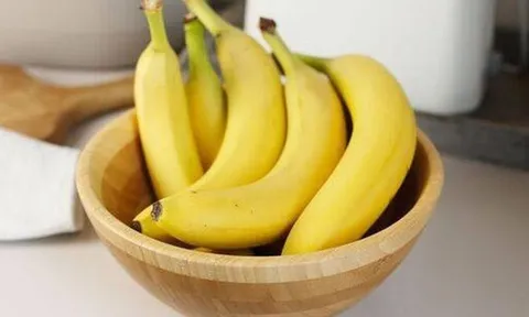 Chuối sẽ tươi lâu bất ngờ nếu được bảo quản cùng với thứ này
