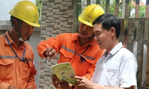 Chuyên gia giải mã lý do hóa đơn tiền điện tăng cao bất thường