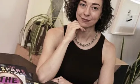 Công nghệ 7/9: Công ty AI đền bù số tiền kỷ lục về bản quyền cho tác giả sách