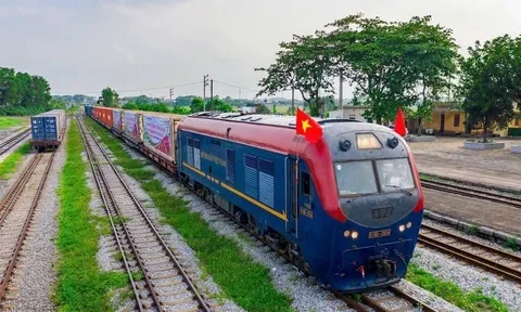 Khẩn trương chuẩn bị khởi công dự án đường sắt Lào Cai - Hà Nội - Hải Phòng