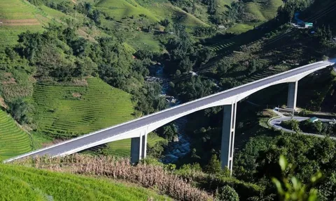 Vì sao cầu cạn có trụ cầu cao nhất Việt Nam tê liệt nhiều tháng qua?