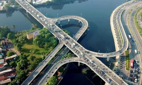 Loạt ông lớn bất động sản cấp tập đổ bộ cửa ngõ phía Tây TPHCM