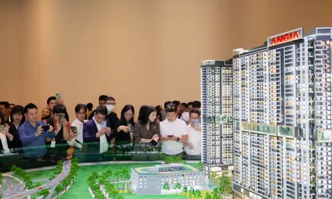 Loạt doanh nghiệp bất động sản phía Nam rầm rộ ra hàng