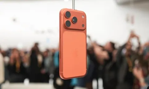 Cụm camera mới trên iPhone 17 series: Gây tranh cãi, nhưng lại giải quyết một vấn đề lâu năm