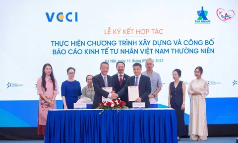 VCCI và Tập đoàn Tân Hiệp Phát hợp tác triển khai sáng kiến Báo cáo Kinh tế tư nhân Việt Nam thường niên