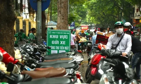 Chủ tịch Hà Nội yêu cầu 3 phường trung tâm kiểm tra các bãi xe vi phạm