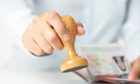Bộ Nội vụ chỉ đạo 'nóng' về gia hạn giấy phép lao động