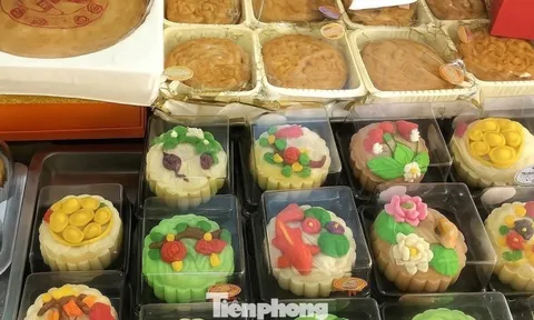 Rủi ro từ bánh trung thu trôi nổi
