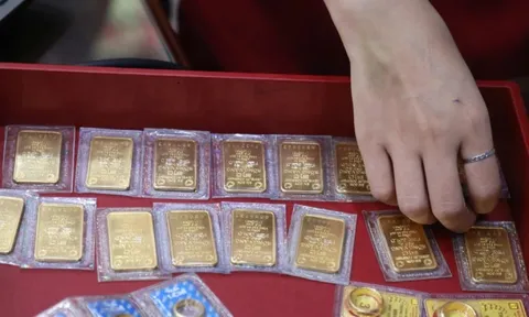Giá vàng SJC tiếp tục giảm trong tuần này?