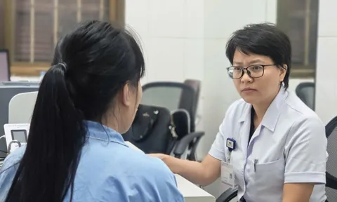 Nghe lời khuyên từ hàng xóm, phụ huynh làm 1 việc nhưng lại khiến con phải nhập viện tâm thần