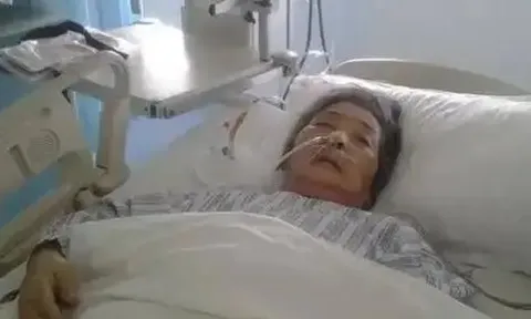 Người phụ nữ 68 tuổi qua đời vì suy tim, bác sĩ lắc đầu: 4 việc đừng làm sau khi thức dậy buổi sáng