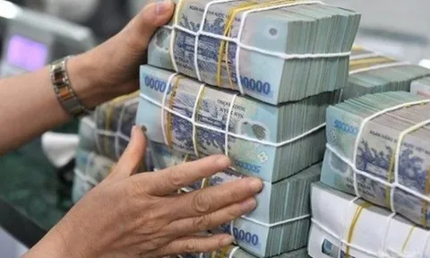 Từ ngày 1/11, người dân chuyển tiền từ 500 triệu đồng trở lên phải báo cáo với một cơ quan