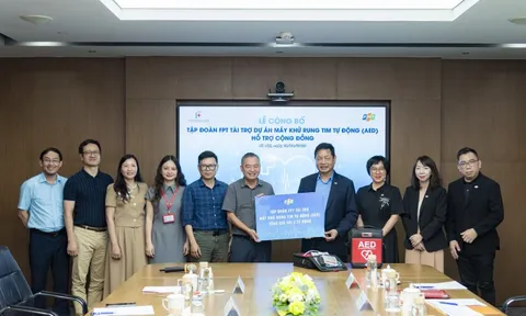 Khởi động dự án máy khử rung tim tự động cho cộng đồng đầu tiên tại Việt Nam