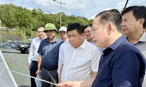 Dù các dự án phục vụ APEC chuyển biến tích cực, song Phó Thủ tướng thẳng thắn chỉ ra một vấn đề cấp bách cần phải được giải quyết