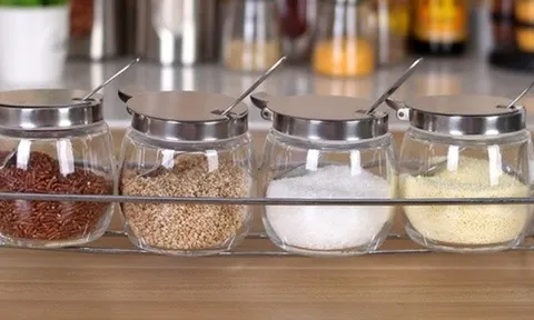 3 thứ trữ nhiều trong nhà bếp là ổ chứa chất độc gấp 15 lần aflatoxin, rất ít người ngờ tới