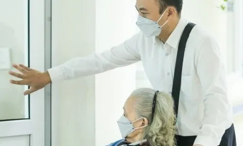 Bộ Y tế đề xuất khám sức khỏe miễn phí cho người cao tuổi, người nghèo từ 2026