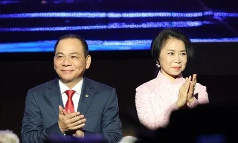 Chân dung người vợ kín tiếng cực ít lộ diện của ông Phạm Nhật Vượng: Khối tài sản vừa tăng 20.000 tỷ từ đầu năm, là người phụ nữ giàu Top 2 trên sàn chứng khoán Việt