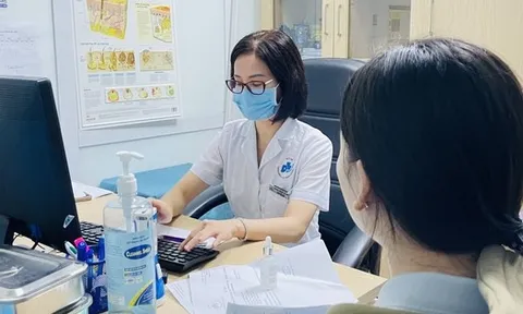 Nấm, ghẻ, nhiễm trùng da rình rập sau mưa lũ