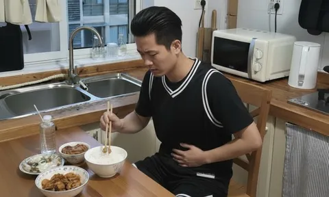 Nếu bụng xuất hiện 5 dấu hiệu này, chỉ e là bên trong các khối u đã "lúc nhúc"