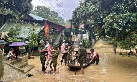 Sẵn sàng thu dung, cấp cứu, điều trị kịp thời nạn nhân do bão, mưa lũ