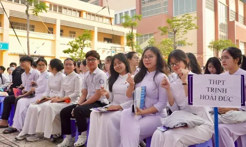 Bảo đảm điều kiện học tập, ngăn chặn "loạn thu"