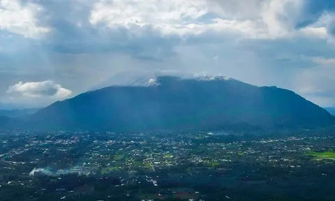 Khu đất 100 ha ở núi Chứa Chan có giá khởi điểm 2.678 tỉ đồng