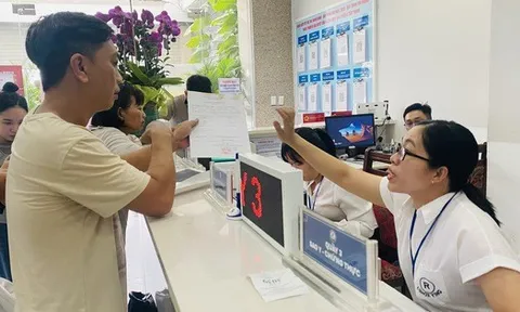 Nhiều đề xuất của TP HCM lên Trung ương liên quan công chức cấp xã