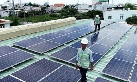 Thứ trưởng Công Thương: Không gây khó dễ cho người dân lắp điện mặt trời mái nhà
