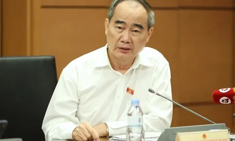 Đề xuất chuyển từ trả lương tối thiểu sang lương đủ nuôi 2 con