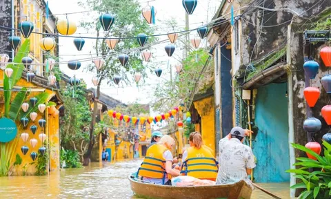 Du lịch mùa lũ chỉ có ở Việt Nam