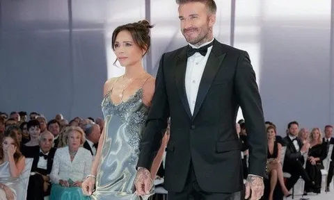 Vì sao Victoria Beckham chỉ ăn 2 món suốt 25 năm?