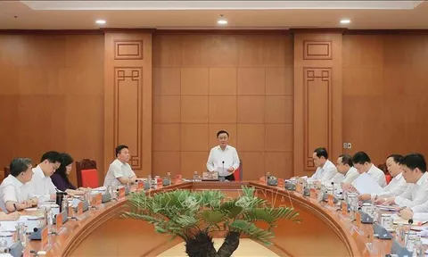Bảo đảm nguồn lực bền vững cho y tế, giảm gánh nặng tài chính cho người dân