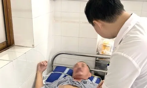 Đau bụng quanh rốn, đi khám phát hiện mắc hai loại ung thư