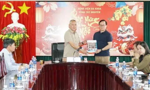 Phó giám đốc từ chối phụ trách Bệnh viện Đa khoa vùng Tây Nguyên vì 'ôm không nổi'