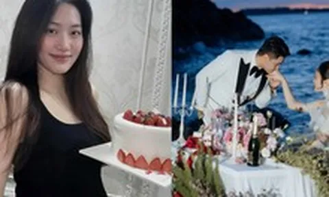Việt Hương lộ ảnh bầu