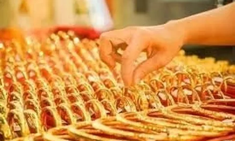 Sáng 18/10: Giá vàng nhẫn, vàng miếng đồng loạt giảm sâu