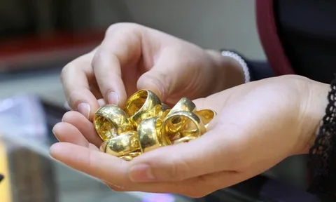 Một nhà băng đề xuất hướng dẫn cơ chế phong tỏa tiền khách hàng khi giao dịch giao ngay nhưng giao vàng sau