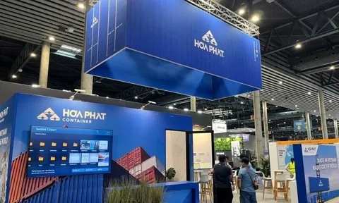 Hòa Phát mang container “Made in Vietnam” đến Triển lãm thế giới, ký hợp đồng với đối tác Mỹ và châu Âu ngay tại sự kiện