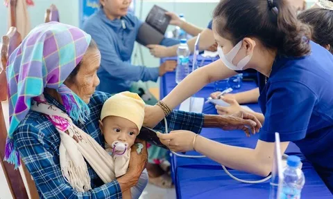 Hệ thống nhà thuốc Long Châu làm một việc hướng tới hỗ trợ 20 triệu người Việt Nam
