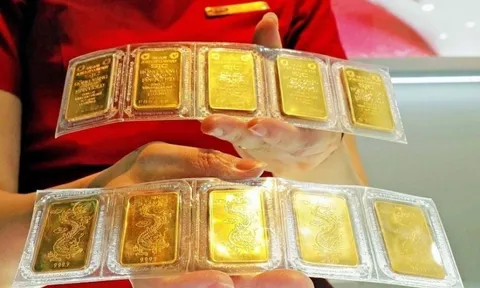 Giá vàng trong nước thu hẹp giữa hai chiều, nhà đầu tư thận trọng trước cuộc họp của Fed
