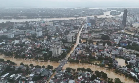 Mặt trận thành phố Huế kêu gọi ủng hộ nhân dân khắc phục hậu quả do mưa lũ