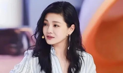 Từ Hy Viên tro cốt bị phân thành 7