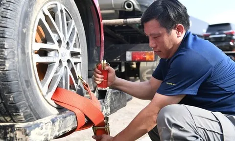 VETC cứu hộ giao thông miễn phí đã có mặt ở tâm lũ Huế, Đà Nẵng: Người dân hãy gọi ngay!