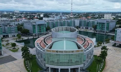 Cận cảnh trung tâm hành chính nghìn tỷ ở TP.HCM được đề xuất làm trường học