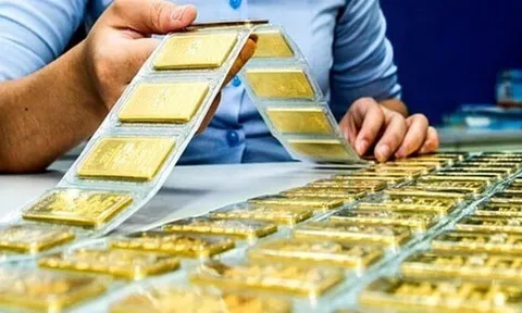 ACB đang làm việc với NHNN để sớm được cấp phép nhập khẩu vàng, dự kiến trong tháng 11 sẽ có những thương hiệu vàng miếng đầu tiên