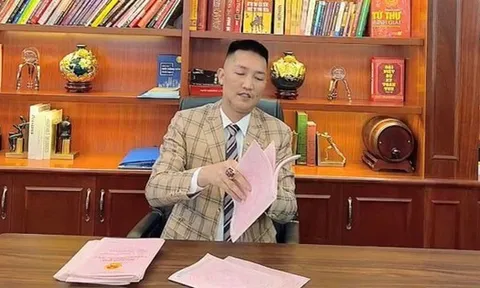 Hai khu nhà giàu bậc nhất Hà Nội, nơi Huấn Hoa Hồng sở hữu biệt thự sang chảnh, sổ đỏ thành tệp có gì đặc biệt?