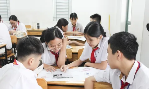 Tìm cách giữ chân giáo viên tiếng Anh