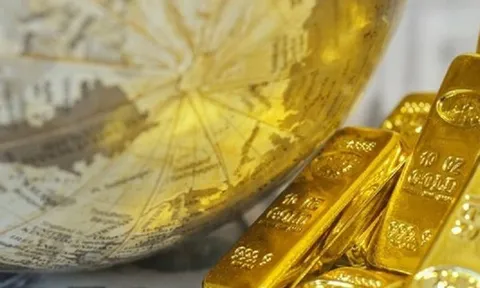 Giá vàng "lên đồng" giúp một ngân hàng lãi kỷ lục