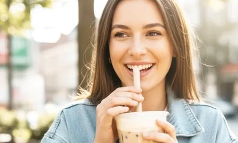 Nguy cơ bị 'bào mòn' gan thận từ món trà sữa giới trẻ mê mẩn