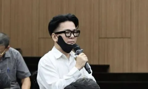 Vụ đánh bạc ở khách sạn Pullman: Viện kiểm sát đề nghị hình phạt với ca sĩ Vũ Hà
